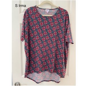 Small LuLaRoe Irma Tunic top